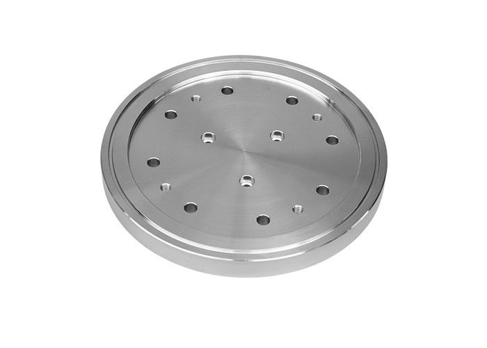Flange de filtro para vedação, fixação e suporte de tubos